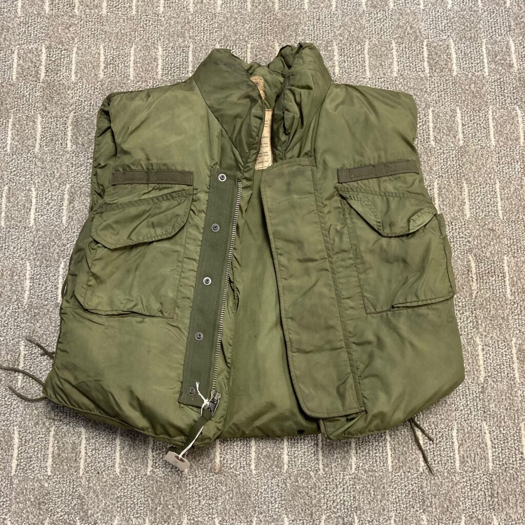 Vietnam U.S. Military Flak Jacket Size Large The War Store and More
